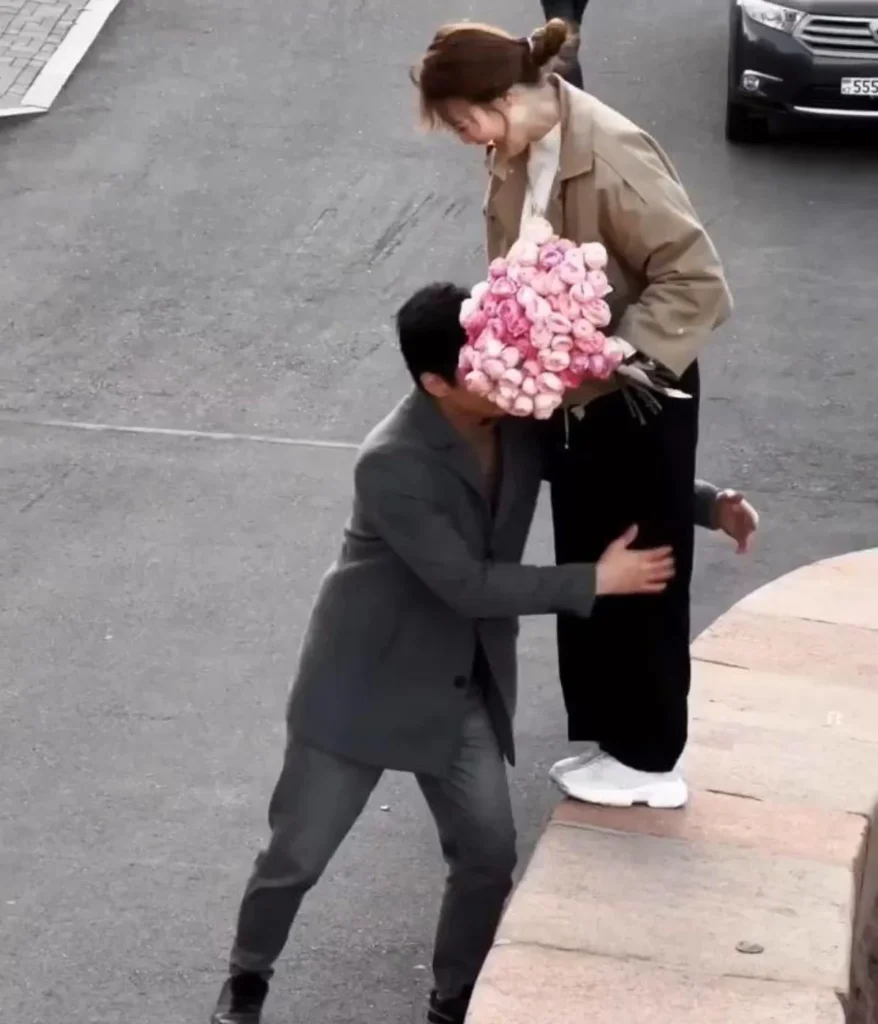 couples-funny-apology-flower-messages
