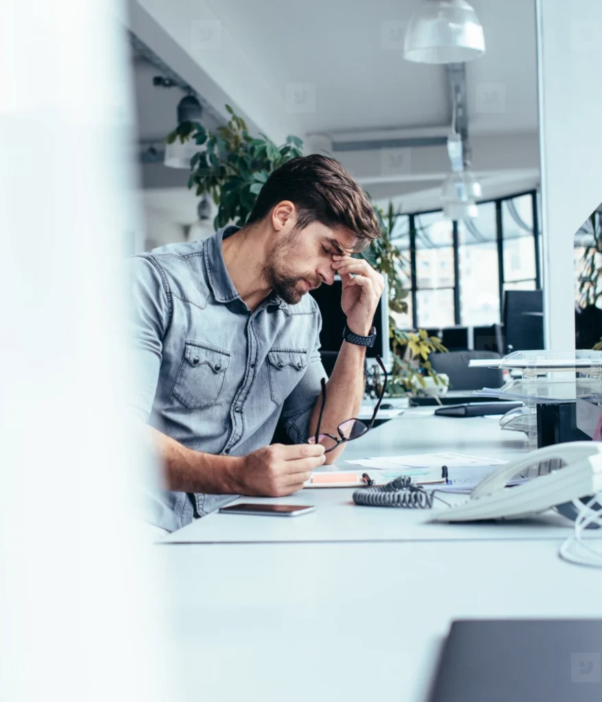 coworker-thinking-messages
