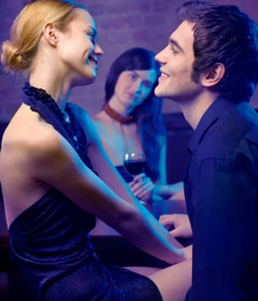flirty-romantic-messages-show-youre-thinking-her