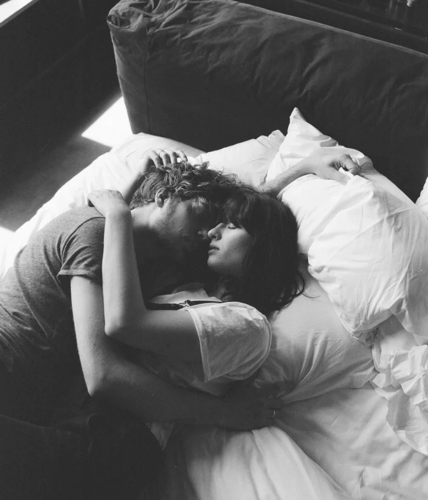 girlfriend-deep-emotional-miss-you-messages