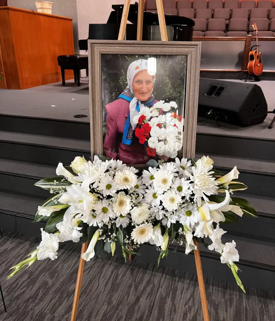 short-condolence-messages-loss-grandmother