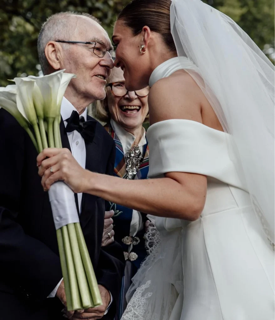 short-wedding-granddaughter-congratulations-messages